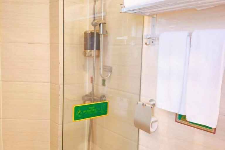 Bathroom 5, Vienna Hotel( Shenzhen Luohu Laojie Metro), Shenzhen