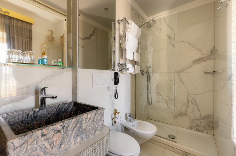 Bathroom 5, ROMANICO PALACE LUXURY HOTEL & SPA, Roma