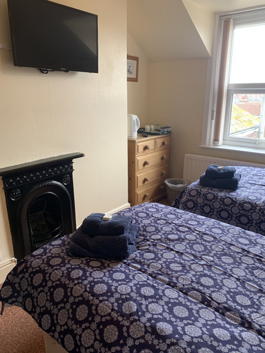 Bedroom 3, Boaters Guesthouse, Dorset