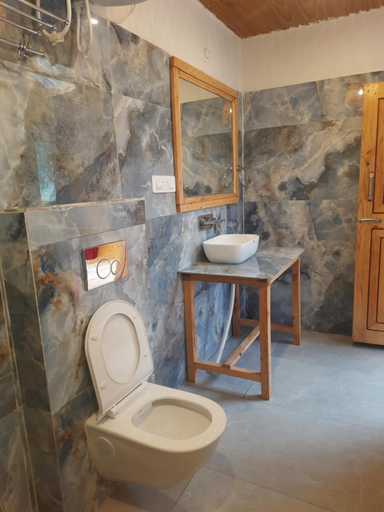 Bathroom 5, Jalori View Log House Jibhi, Kullu