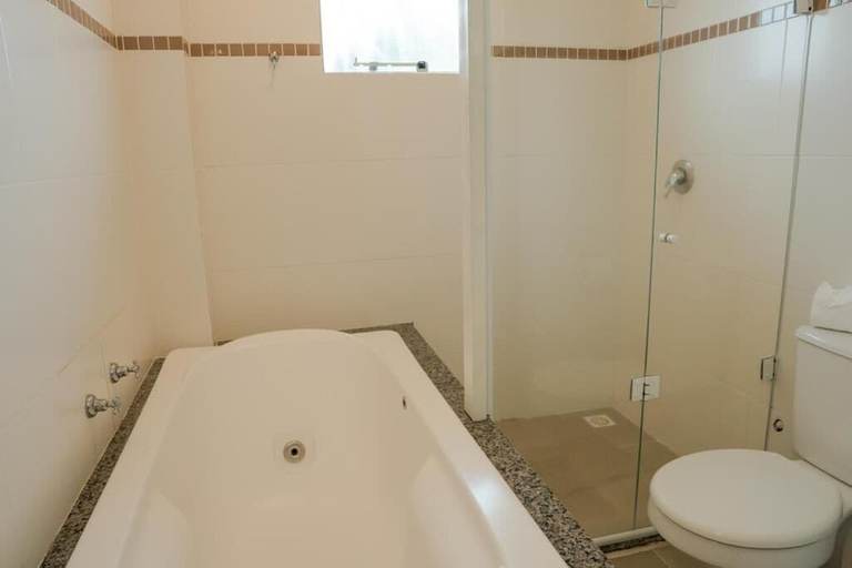 Bathroom 2, Lagoa Parque Hotel, Lagoa Vermelha