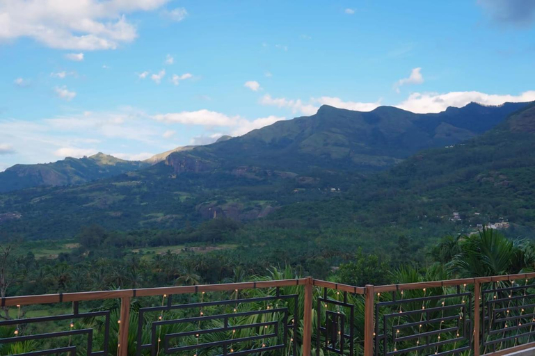 Others 5, Paalm view premium resort, Idukki