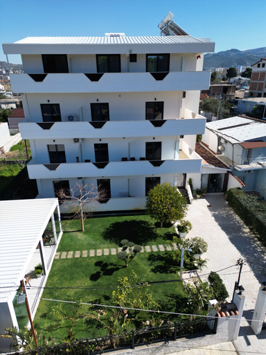 Garden, Villa Solis, Vlorës