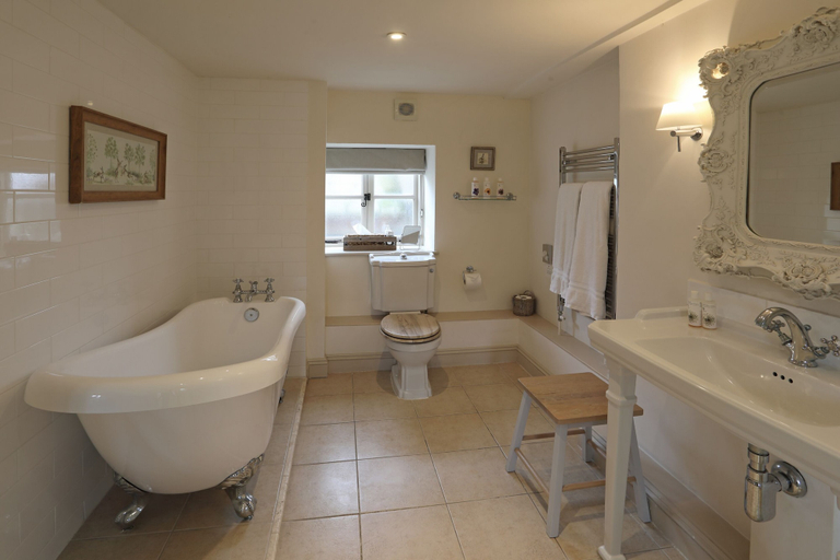 Bathroom 3, The Feathered Nest Country Inn, Gloucestershire