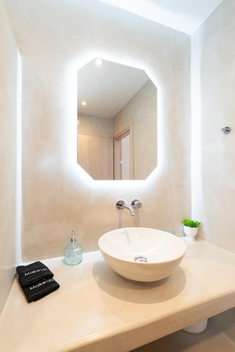Bathroom 5, Dauti Gold Suites, South Aegean