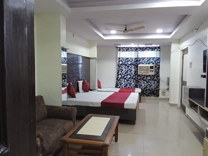 Bedroom 5, Hotel Dayal, Lucknow
