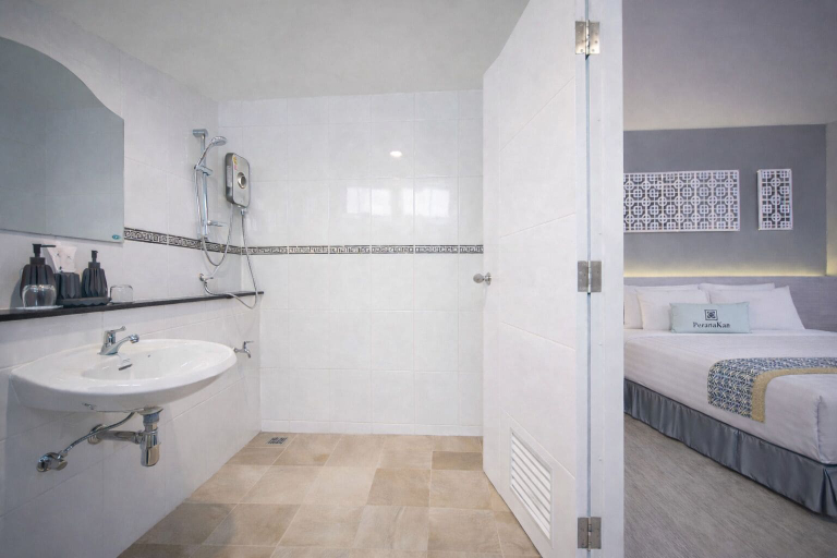 Bathroom 4, Peranakan Boutique Hotel, Phuket Island