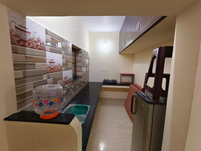 Others 5, RR Appartments, Tiruvannamalai