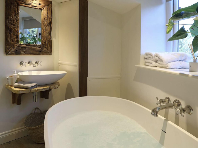 Bathroom 3, The Feathered Nest Country Inn, Gloucestershire