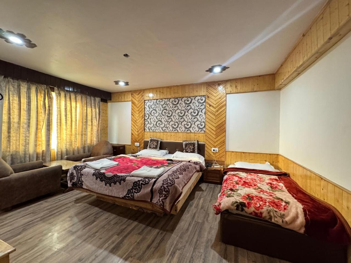 Bedroom 2, The River Edge, Anantnag