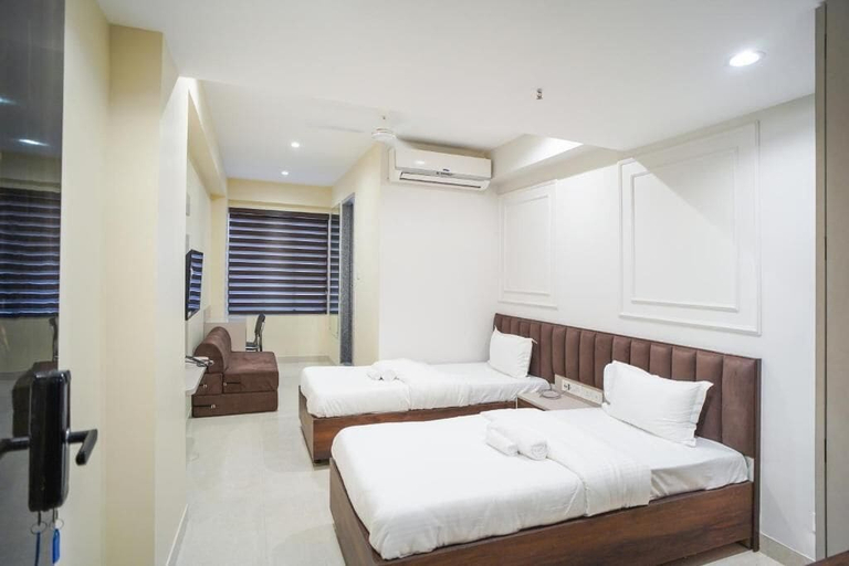 Room 4, Hotel SG International, Kolkata