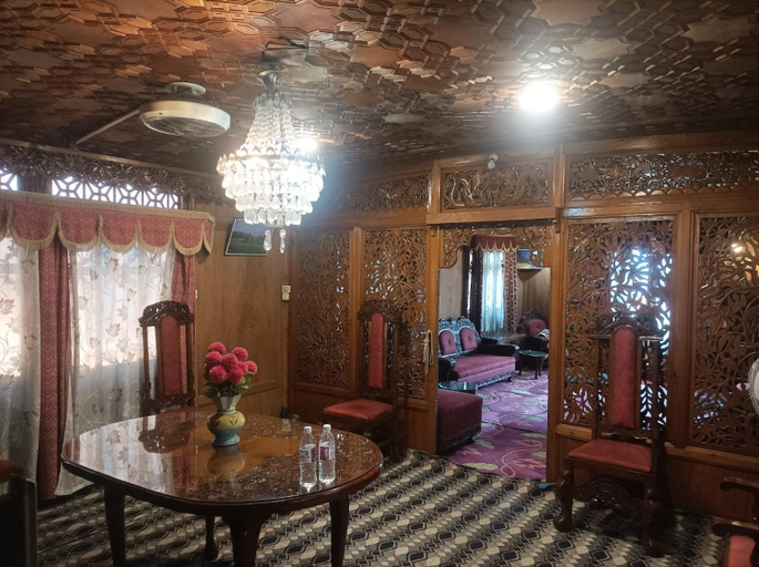 Others 4, Aristotle Group Of Houseboats, Srinagar