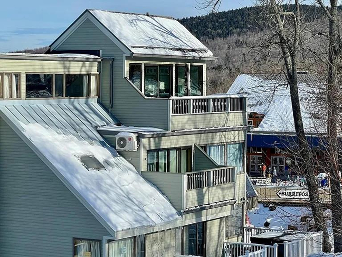 Exterior & Views 1, Sugarloaf Inn, Franklin