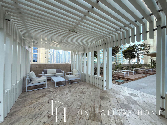 Terrace/patio 5, LUX Atlantis View Luxury Beach Suite 2, Dubai