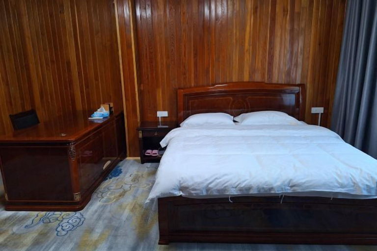 Room 2, Yingbin Garden Hotel, Almaty