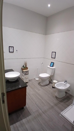 Bathroom 3, H.o.H, Porto