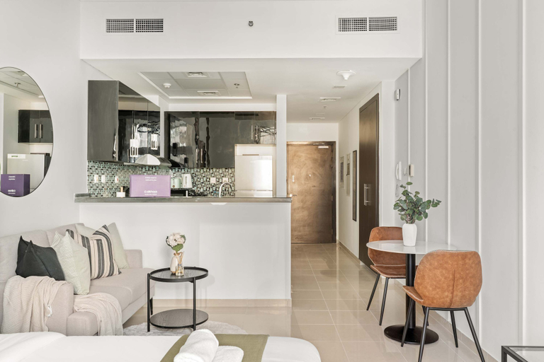 Room 2, Silkhaus Studio Stay in Dubai Marina - Botanica, Dubai