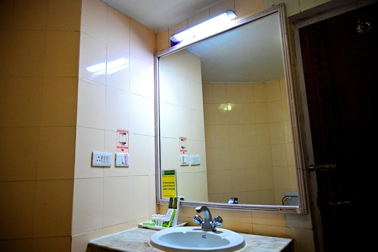 Bathroom 4, Toshali Sands, Puri
