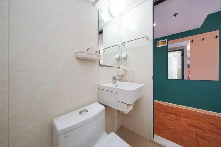 Bathroom 3, Lantingju Light Luxury Bieyuan (Taierzhuanggucheng Scenic Spot Branch), Zaozhuang