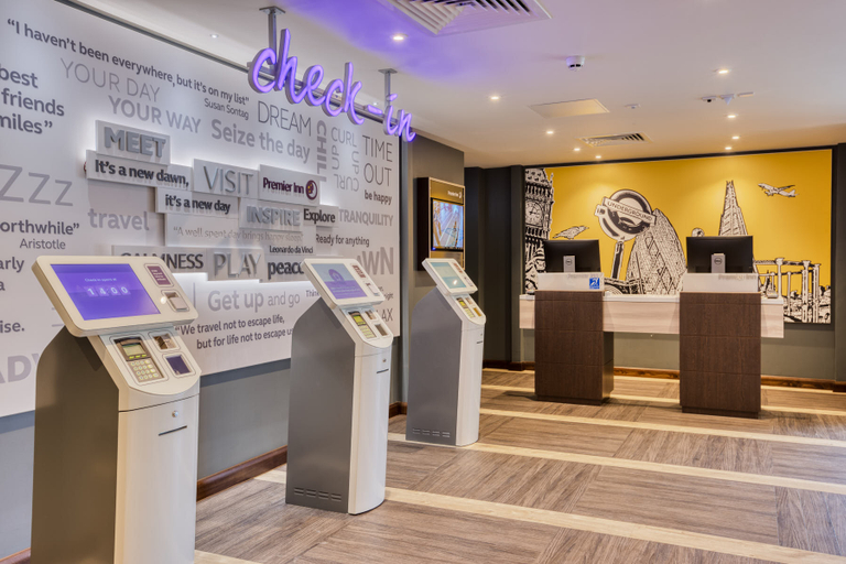 Public Area 2, Premier Inn London Southwark - Southwark Station, London