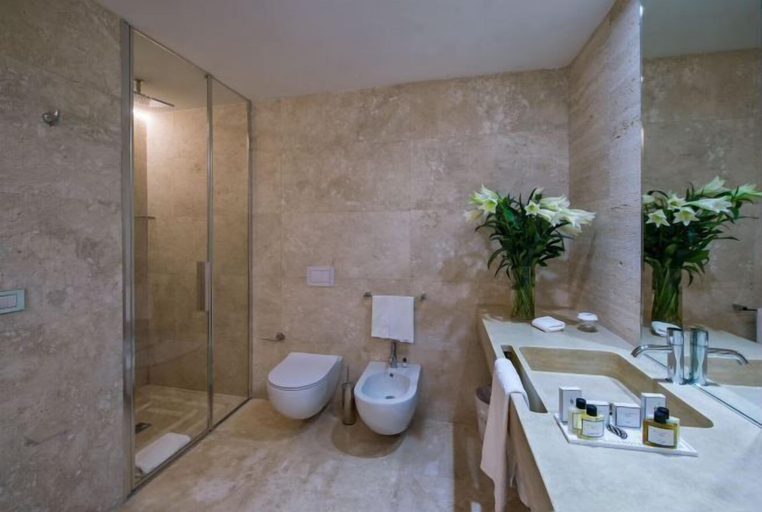Bathroom 5, Sina Bernini Bristol, Autograph Collection, Roma