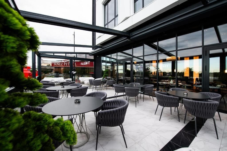 Outdoor dining, Premium hotel, Novi Sad