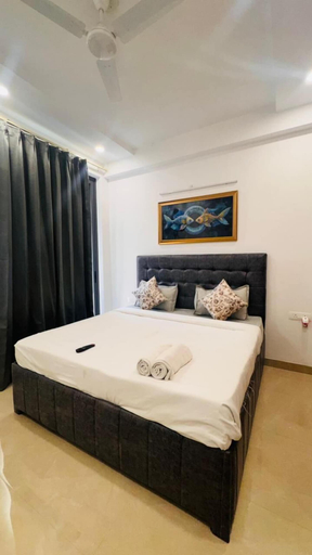 Room 2, Fortune Home Service Apartment 3Bhk E-69, Delhi