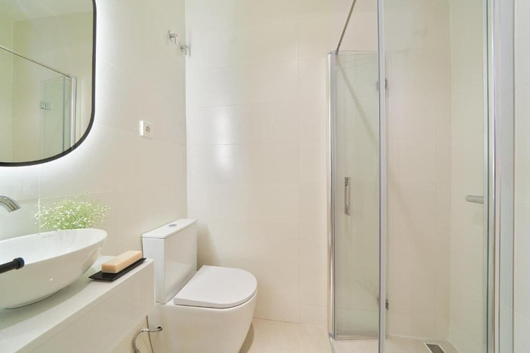 Bathroom 3, Room Select Málaga Suites, Málaga