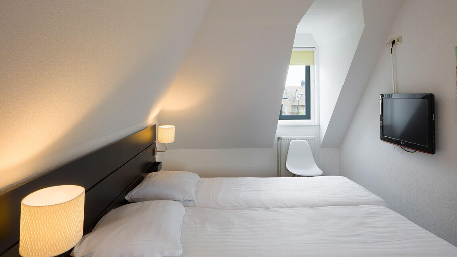 Bedroom 2, Dormio Villapark Duynzicht, Den Helder