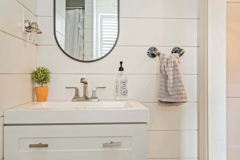 Bathroom 3, Coastal Cape Neddick, York