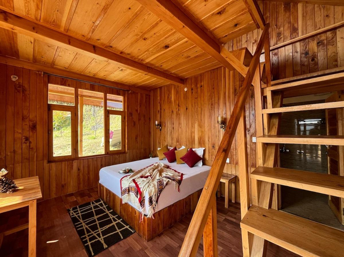 Bedroom 2, Jalori View Log House Jibhi, Kullu