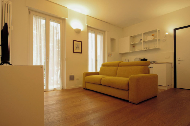 Others 4, Italianway Easy - Caterina da Forlì 6, Milano