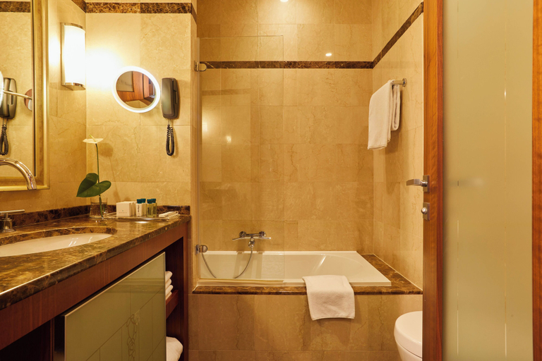 Bathroom 5, Hotel Palace Portoroz Operated by Minor Hotels, Piran