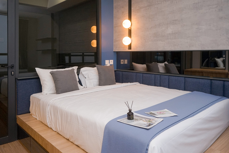 Bedroom 3, Deluxe 1BR Apartment Collins Boulevard By Travelio, Tangerang