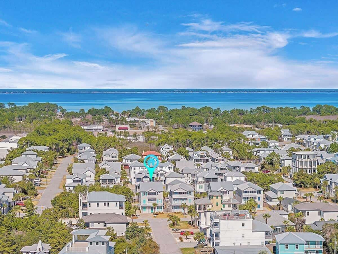 Room 5, Modern 3-story Beach House W Poll and Billiard, Walton