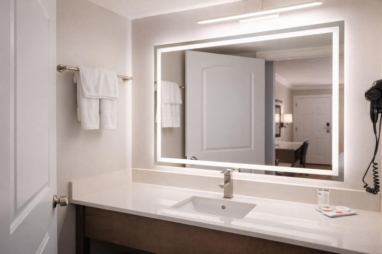 Bathroom 3, Destin Inn & Suites, Okaloosa