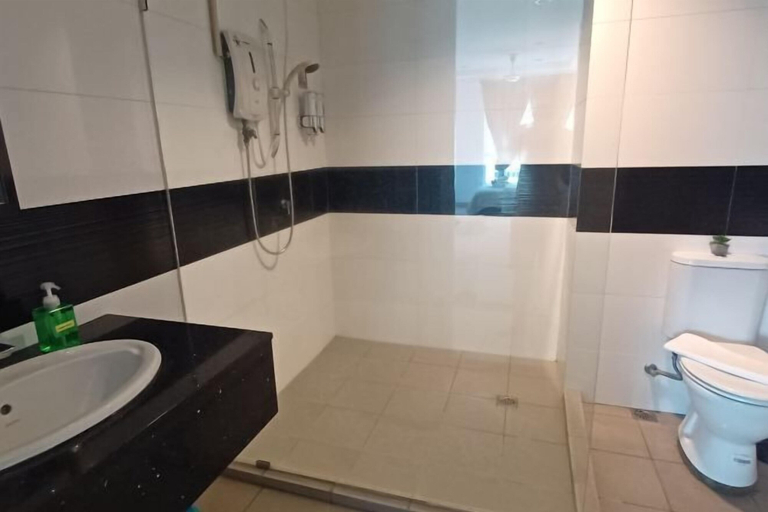 Bathroom 4, Mansion One by LS Staycation, Penang Island