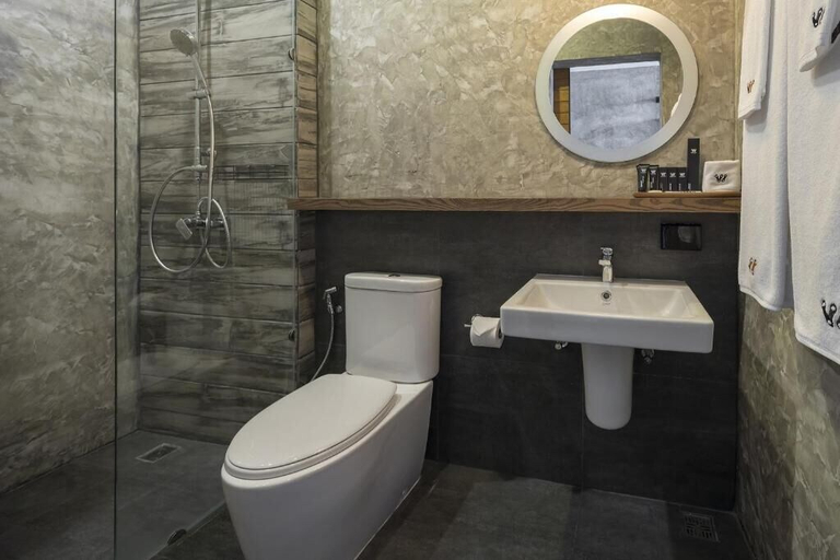 Bathroom 4, Wheeler Bed & Bike, Muang Chon Buri