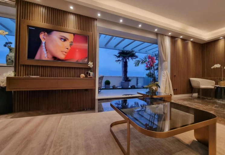 Others 4, One 360 Skyline Athens Penthouses, Attica