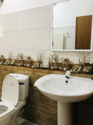 Bathroom 4, Una Hills, Habaraduwa