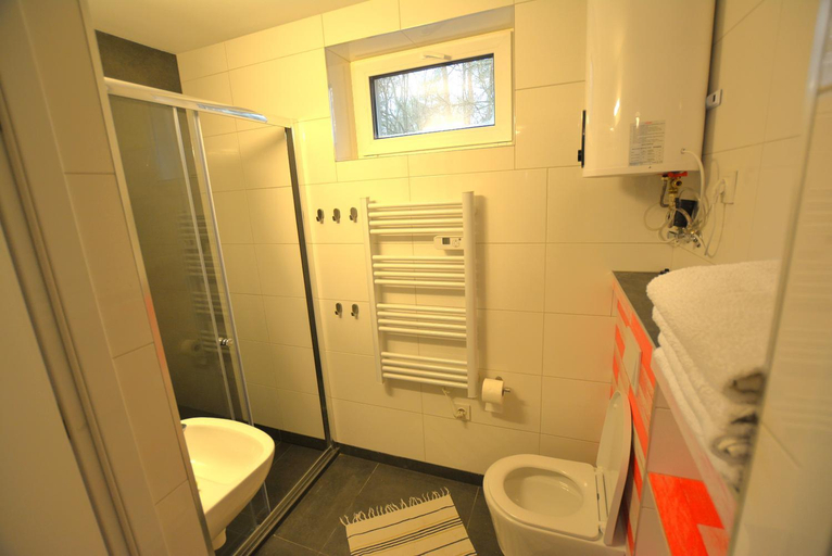 Bathroom 2, Osrodek Wypoczynkowy SUM, Międzychód