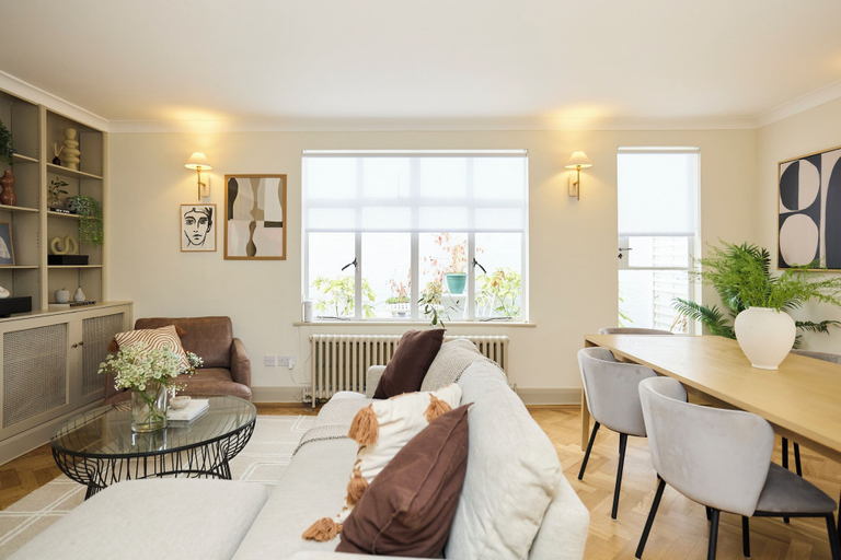 Living area 3, The White Terrace Flat, London