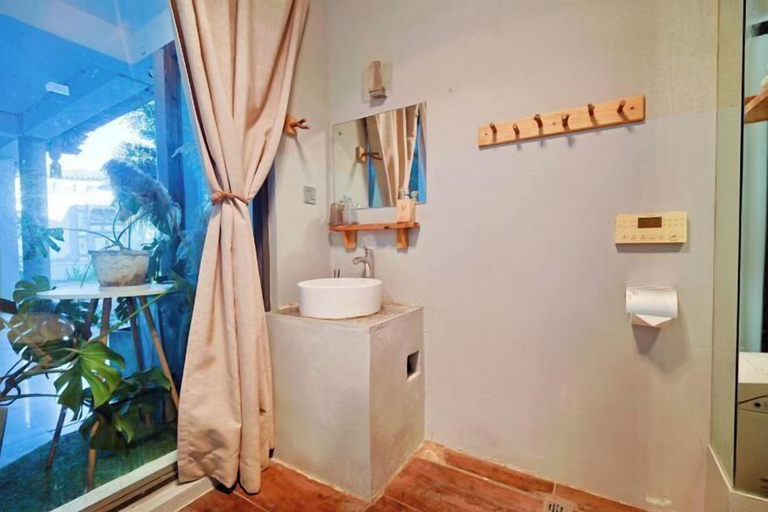 Bathroom 4, Dali Village Inn, Dali Bai