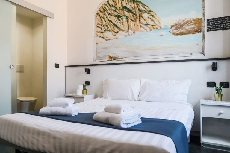 Room 3, Golfo di Orosei, Rome