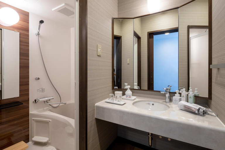 Bathroom 4, Izumo Yumuraonsen Seiranso, Unnan
