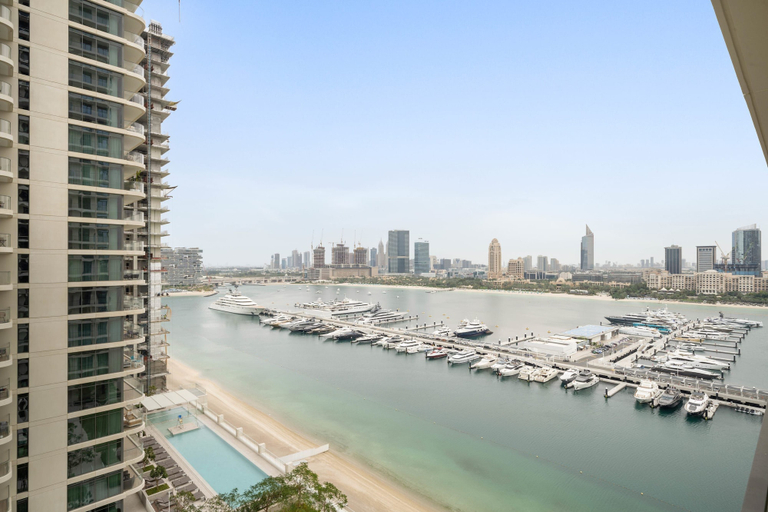 Room 4, Silkhaus Tower With Private Beach Marina Vista, Dubai