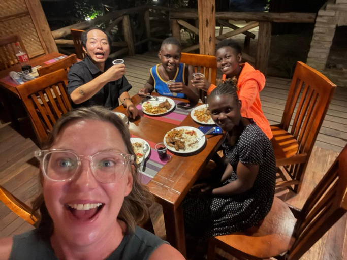 Food & Drinks 4, Sunscape lodge, Burahya