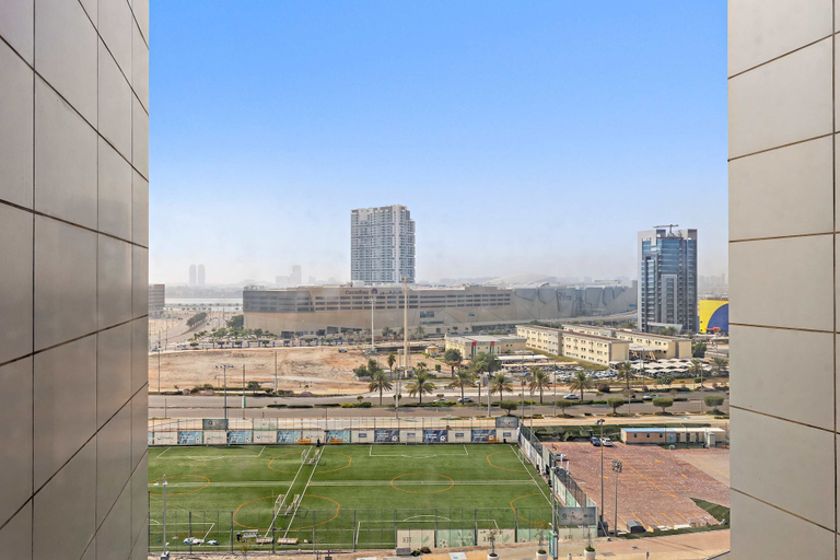 Room 2, Silkhaus Horizon Tower Elegant 1bdr Pool Access, Abu Dhabi City