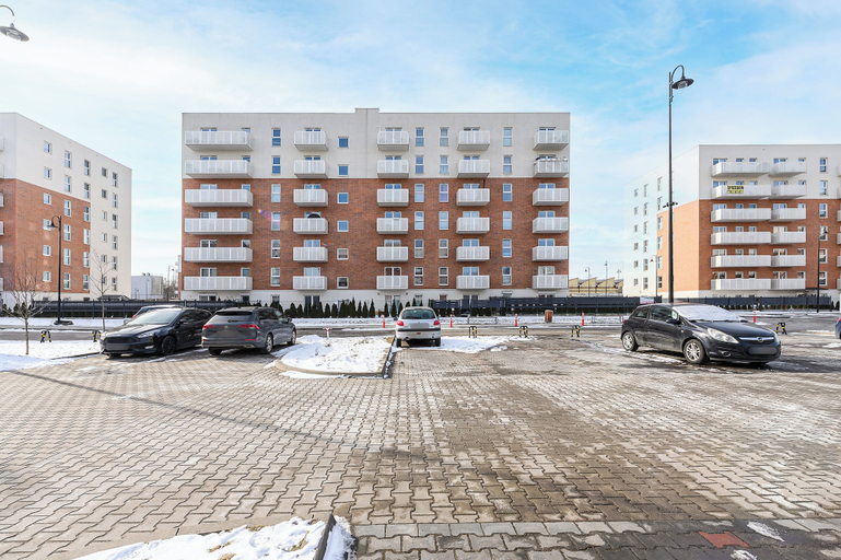 Front of property 3, Lumina 3-rooms apart with balcony, Łódź