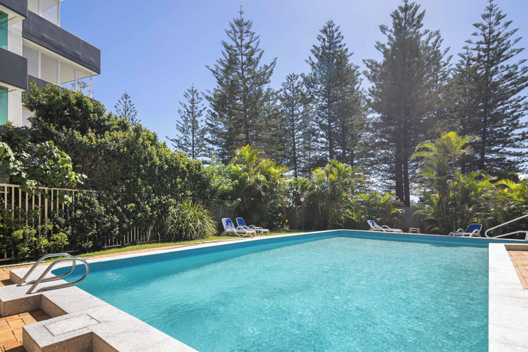 Pool, Ambassador 19 Beachside Burleigh Heads, Gold Coast